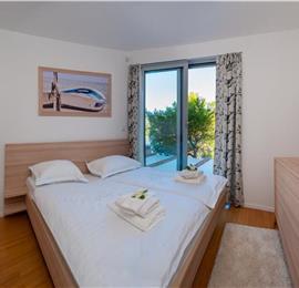 5 bedroom villa with heated infinity pool and sea views near Milna, Brac Island, sleeps 10